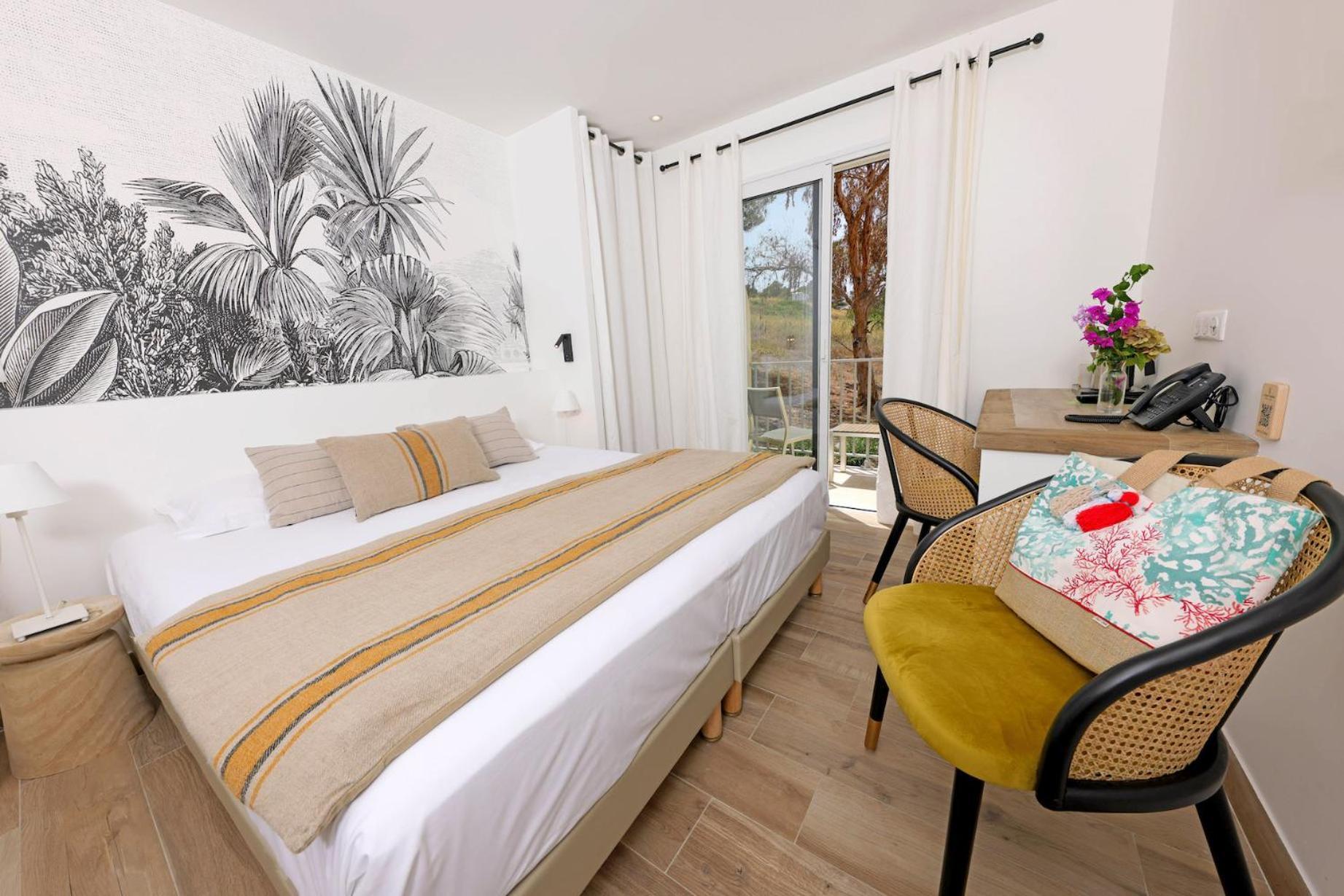 Le Saint Erasme, Hotel Eco Friendly 칼비 외부 사진